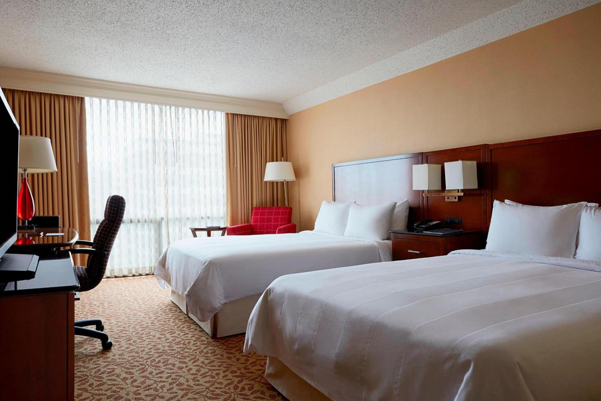 Stamford Marriott Hotel & Spa Exterior photo